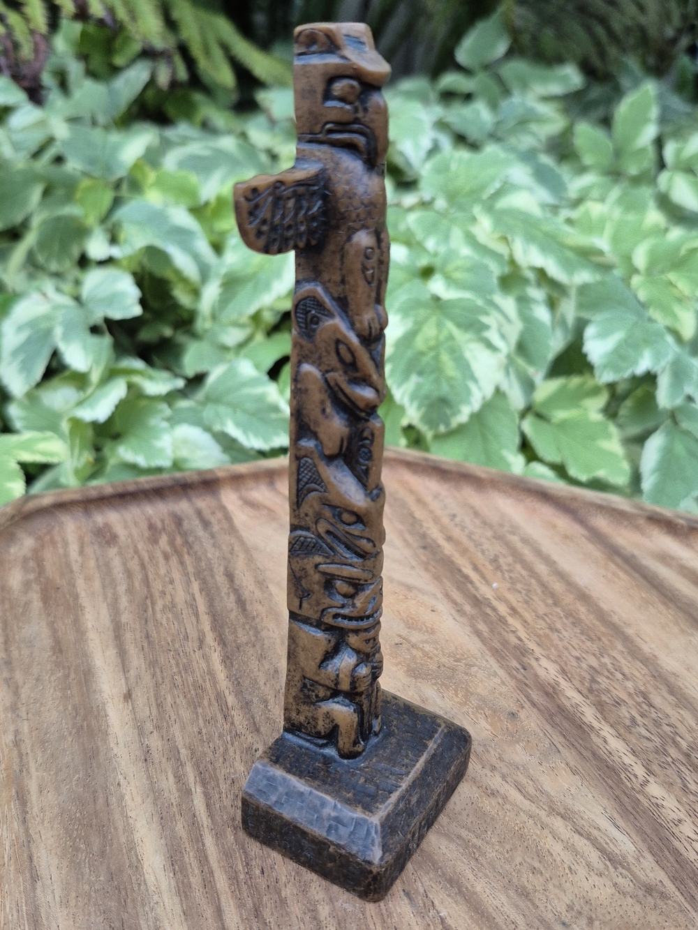 Vintage Boma Canada Totem Pole Figurine 6.5" Faux Wood Resin Souvenir - Picture 6 of 14